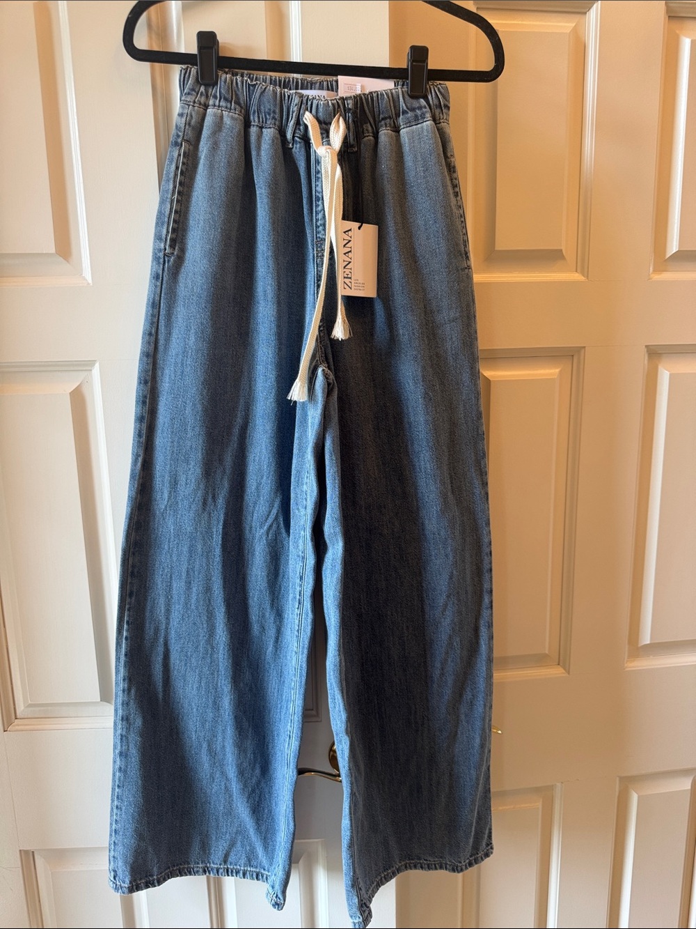 Zenana Outfitters Light Blue Wide-Leg Drawstring Jeans